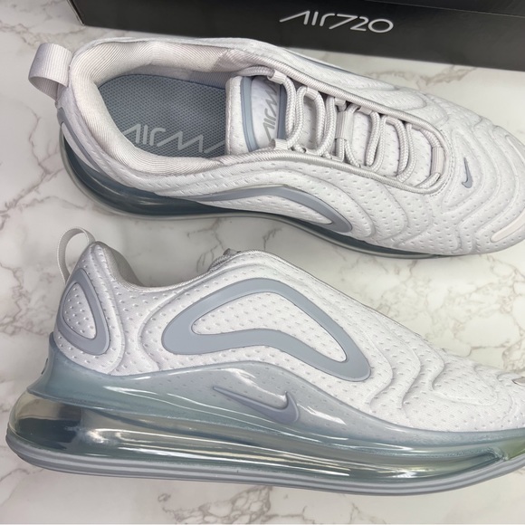 Nike Air Max 720 - Picture 12 of 15